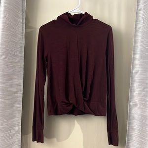 Maroon workout Old Navy top. Size medium